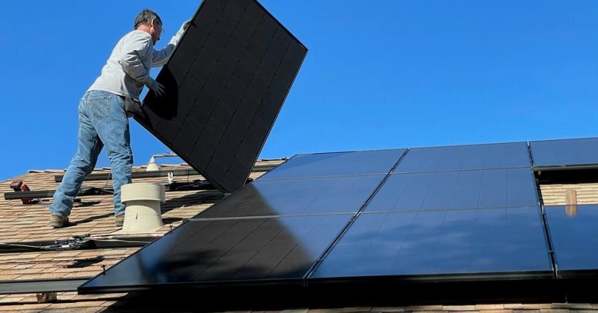 ¿Cómo funcionan los paneles solares en Panamá? Guía completa